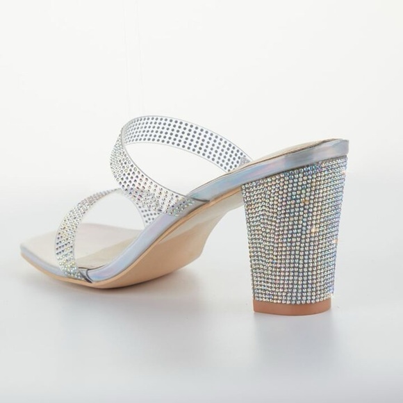 NWT LALA IKAI Women's Square Toe Heels, Sandals, Clear Straps With Rhinestones - Picture 3 of 15